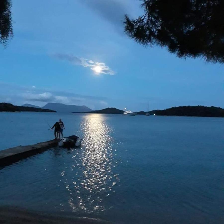 奈德里 Marina Pansion酒店 外观 照片